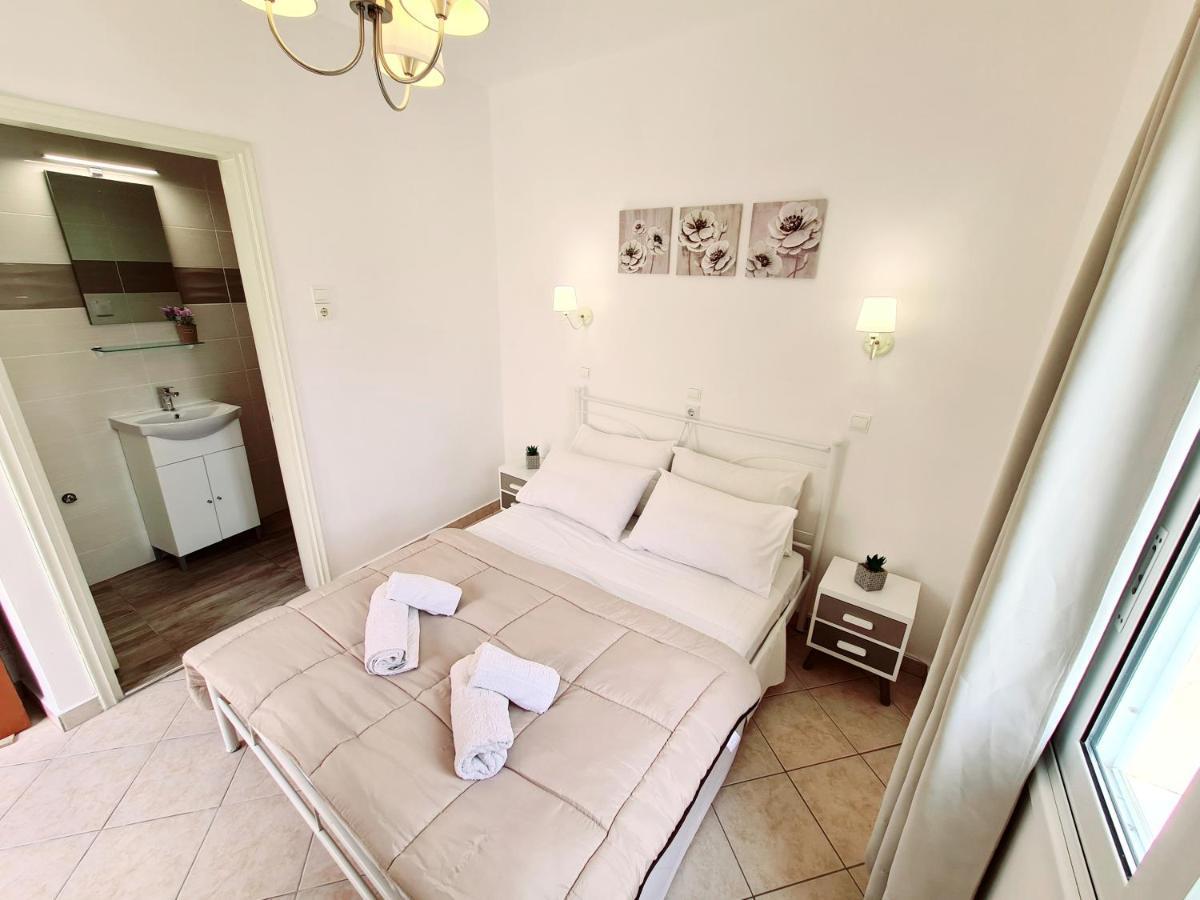 Avra Rooms Karpathos Bagian luar foto