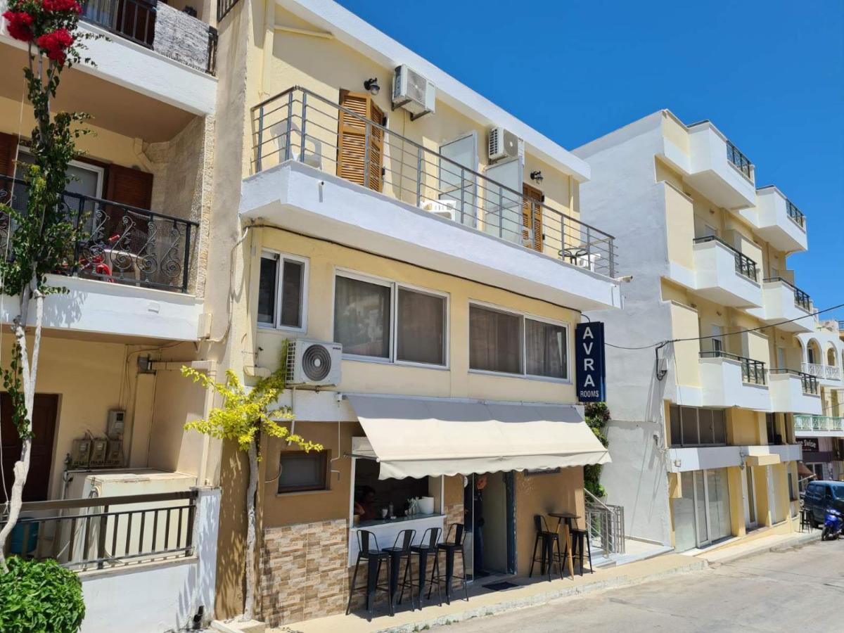 Avra Rooms Karpathos Bagian luar foto